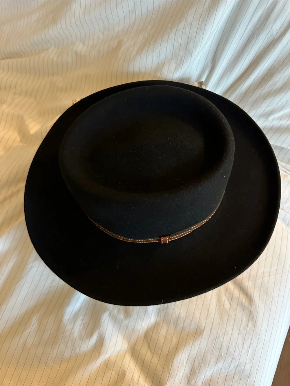 Irvine Park - Black 100% Wool Rancher Hat with Leather Strap Detail - M